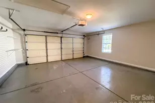 10526 Glory Meadow Ct, Charlotte, NC 28278 - Photo 18