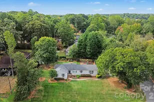 21334 Sandy Cove Rd, Cornelius, NC 28031 - Photo 26