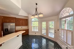 5406 Club View Dr, Concord, NC 28025 - Photo 6