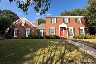 201 Wainsley Pl, Matthews, NC 28105 - Photo 1