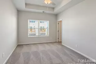 6528 Harlech St, Charlotte, NC 28269 - Photo 18