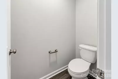 6528 Harlech Street, Charlotte, NC 28269 - Photo 22