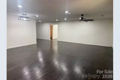 104 E Clairborne Street, Blacksburg, SC 29702 - Photo 2