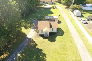 4173 S Fork Ave, Hickory, NC 28602 - Photo 4