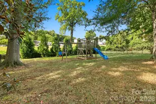 6520 Candlewood Dr, Charlotte, NC 28210 - Photo 36