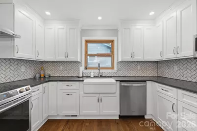 6520 Candlewood Drive, Charlotte, NC 28210 - Photo 12