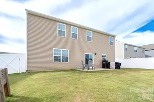 121 Giant Oak Ave, Statesville, NC 28677 - Photo 4