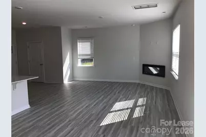 1343 37th Avenue Lane NE, Hickory, NC 28601 - Photo 4