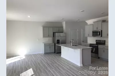 1343 37th Avenue Lane NE, Hickory, NC 28601 - Photo 2