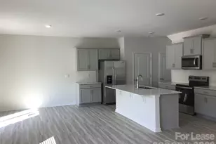 1343 37th Ave Lane NE, Hickory, NC 28601 - Photo 2