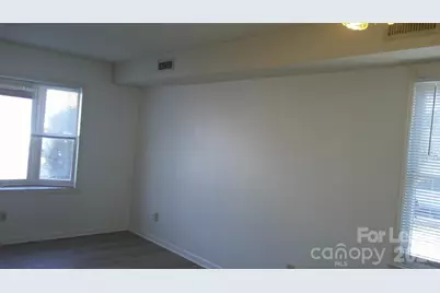 114 5th Avenue NE #B, Conover, NC 28613 - Photo 2