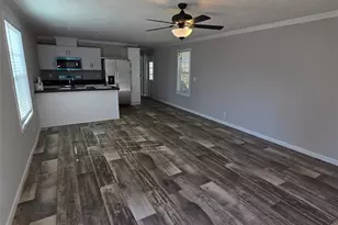 155 4th C St, Marion, NC 28752 - Photo 8