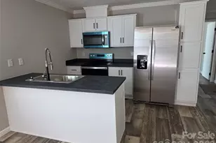155 4th C St, Marion, NC 28752 - Photo 14