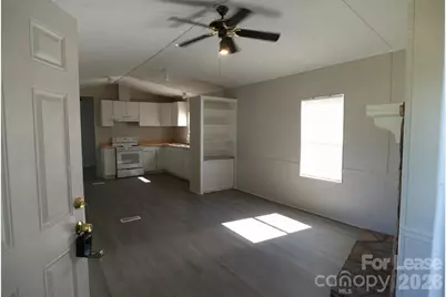 2689 Robinson Road, Newton, NC 28658 - Photo 2
