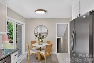 3918 Rhodes Ave, Charlotte, NC 28210 - Photo 16