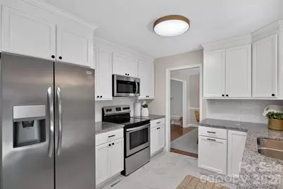 3918 Rhodes Avenue, Charlotte, NC 28210 - Photo 20