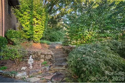9 Fullam Drive, Arden, NC 28704 - Photo 6