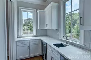 6510 Sharon Hills Rd, Charlotte, NC 28210 - Photo 14