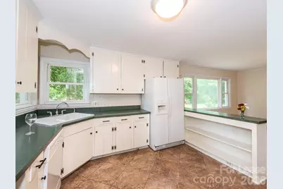1301 N Sharon Amity Road, Charlotte, NC 28211 - Photo 8