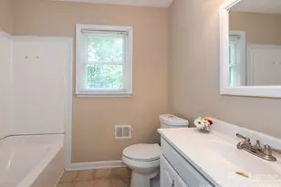 1301 N Sharon Amity Rd, Charlotte, NC 28211 - Photo 12