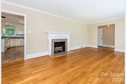 1301 N Sharon Amity Road, Charlotte, NC 28211 - Photo 6