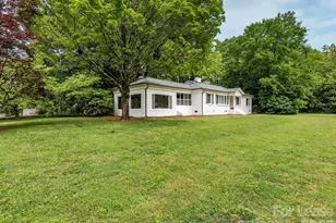 1301 N Sharon Amity Rd, Charlotte, NC 28211 - Photo 24