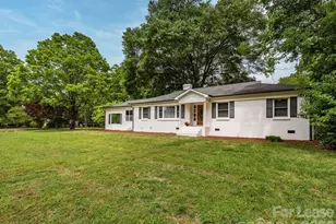 1301 N Sharon Amity Rd, Charlotte, NC 28211 - Photo 2