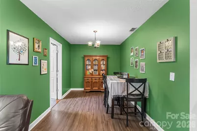 23 E Silverleaf Drive, Hendersonville, NC 28739 - Photo 8