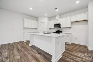 2929 31st St NE, Hickory, NC 28601 - Photo 10