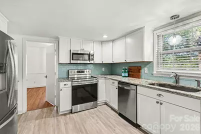 833 Archdale Drive, Charlotte, NC 28217 - Photo 2