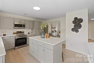 4321 Owls Perch Dr, Charlotte, NC 28278 - Photo 8