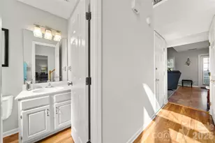 421 Halliwell St, Charlotte, NC 28262 - Photo 26