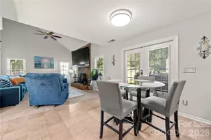 421 Halliwell St, Charlotte, NC 28262 - Photo 18