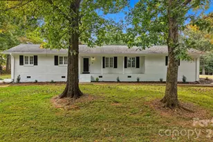 803 E 24th St, Newton, NC 28658 - Photo 32