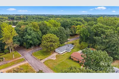 803 E 24th Street, Newton, NC 28658 - Photo 28