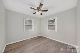 301 Houston St, Concord, NC 28025 - Photo 6