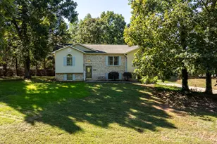 3261 Washington Way, Hudson, NC 28638 - Photo 2