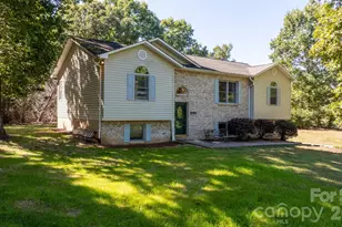 3261 Washington Way, Hudson, NC 28638 - Photo 4