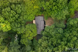 5550 Overlook Cir, Winston Salem, NC 27105 - Photo 4