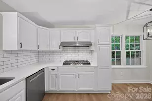 5550 Overlook Cir, Winston Salem, NC 27105 - Photo 18
