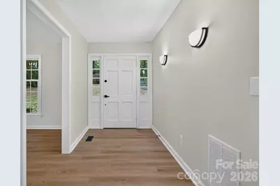5550 Overlook Circle, Winston Salem, NC 27105 - Photo 6