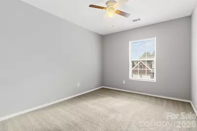 6215 Woodland Commons Drive, Charlotte, NC 28269 - Photo 16