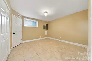 128 Mull Dr, Taylorsville, NC 28681 - Photo 28