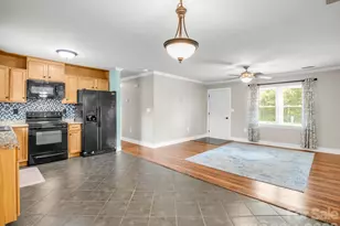 112 Roseborough Rd, Grover, NC 28073 - Photo 10