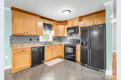 112 Roseborough Road, Grover, NC 28073 - Photo 12