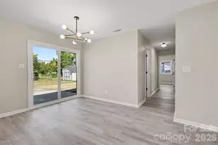 3801 Hillock Ct, Charlotte, NC 28215 - Photo 10