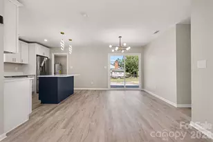 3801 Hillock Ct, Charlotte, NC 28215 - Photo 12