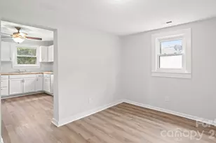 1409 Essex St, Gastonia, NC 28052 - Photo 10