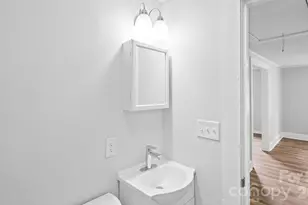 1409 Essex St, Gastonia, NC 28052 - Photo 8