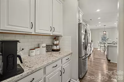 122 Divot Lane, Statesville, NC 28677 - Photo 6